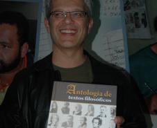 Curitiba - 28-04-2010 - Lançamento do livro Antologia de Textos Filosóficos, no Canal da Música. Foto: Freddy Pinheiro - Seed