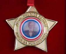 Cuiritiba, 29-12-10 - Homenagem - Medalha Jean Maurice Faivre - Amigo da Humanidade. Foto - Arnaldo Alves / AENotícias.